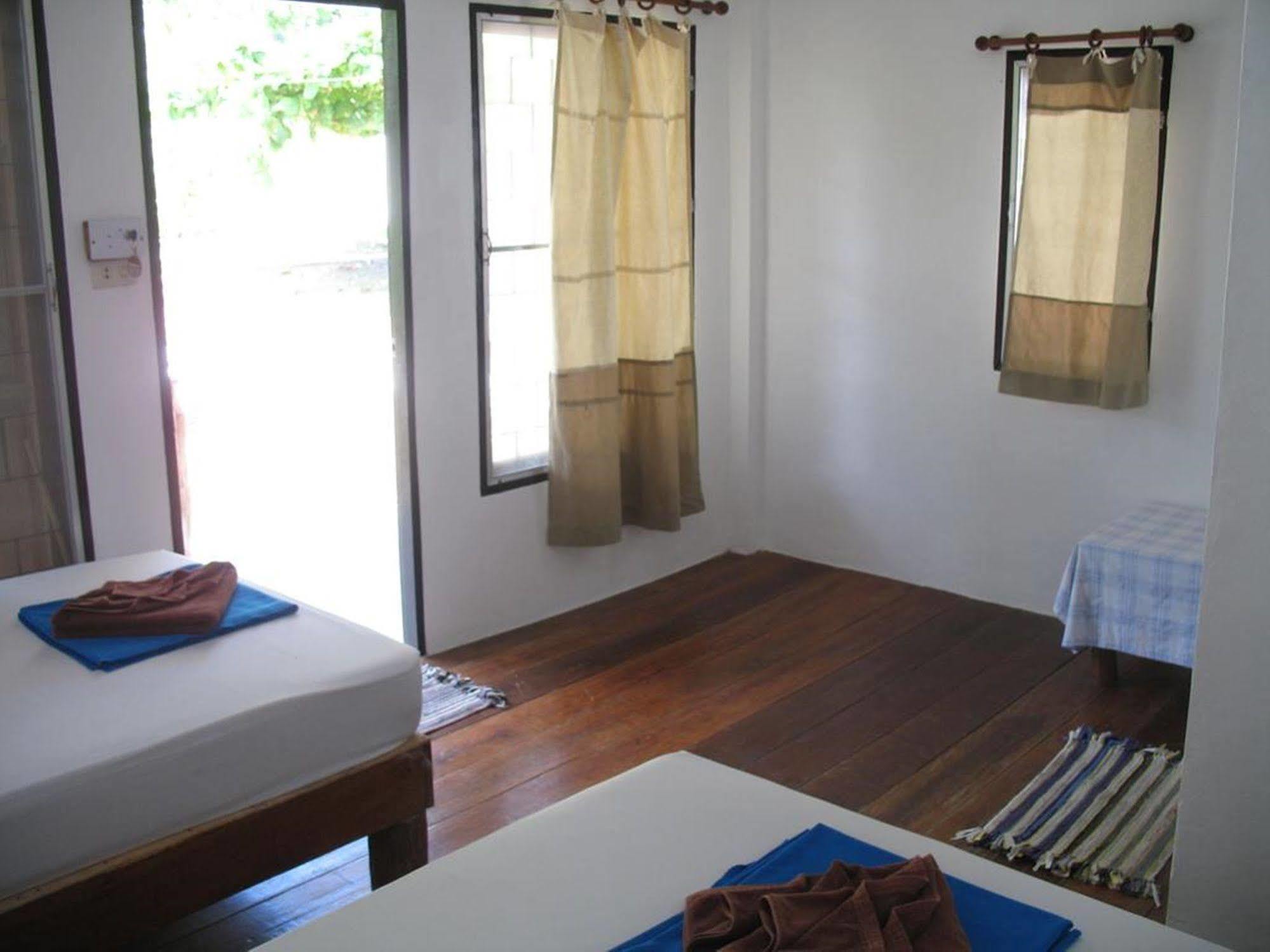 Thai Dee Garden Resort Haad Rin Exterior photo